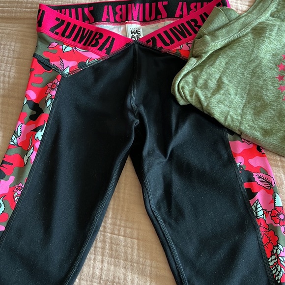 Zumba Fitness Green/Pink Tank Hoodie & Matching Capri Leggings - Picture 3 of 6